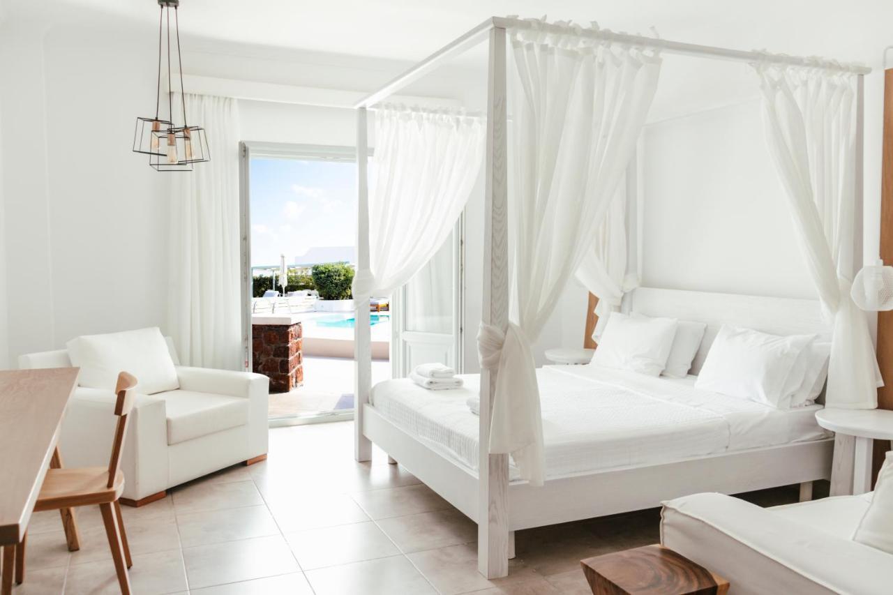 Astro Palace Hotel & Suites Fira  Bagian luar foto
