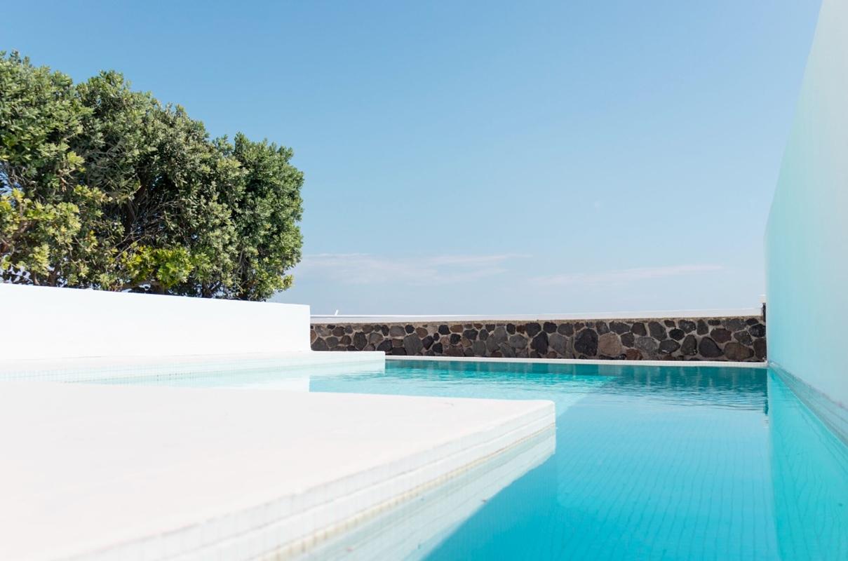 Astro Palace Hotel & Suites Fira  Bagian luar foto