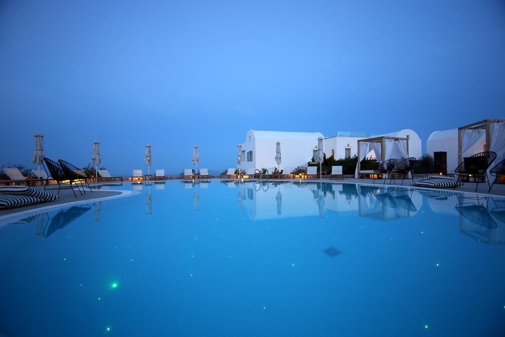 Astro Palace Hotel & Suites Fira  Bagian luar foto